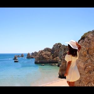 Meet your Posher, Madeleine